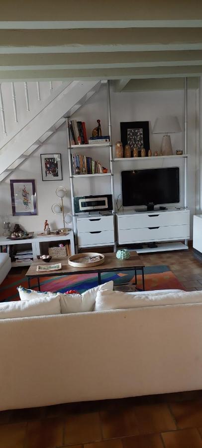 シストロン Etxe Laminak Bed & Breakfast エクステリア 写真